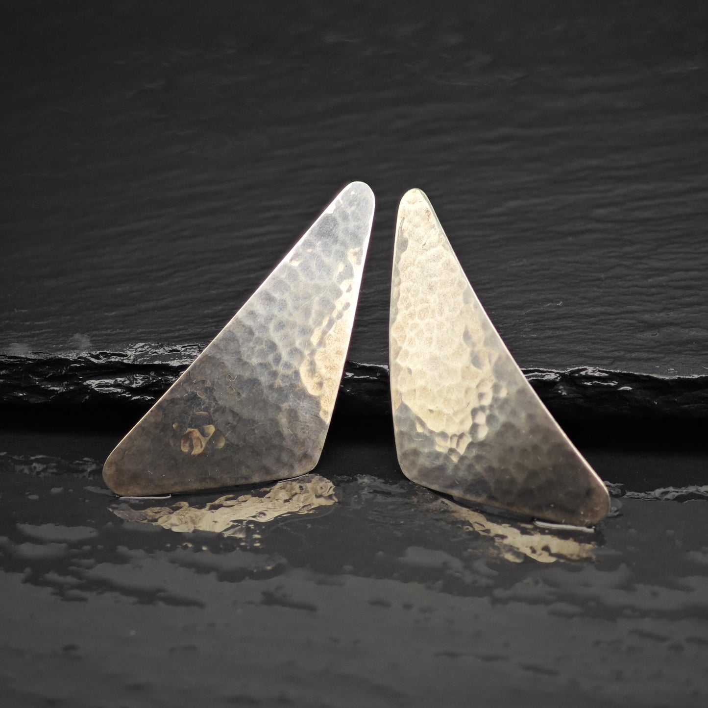 Native American Hammered Finish Stud Sterling Silver Earrings ER3121