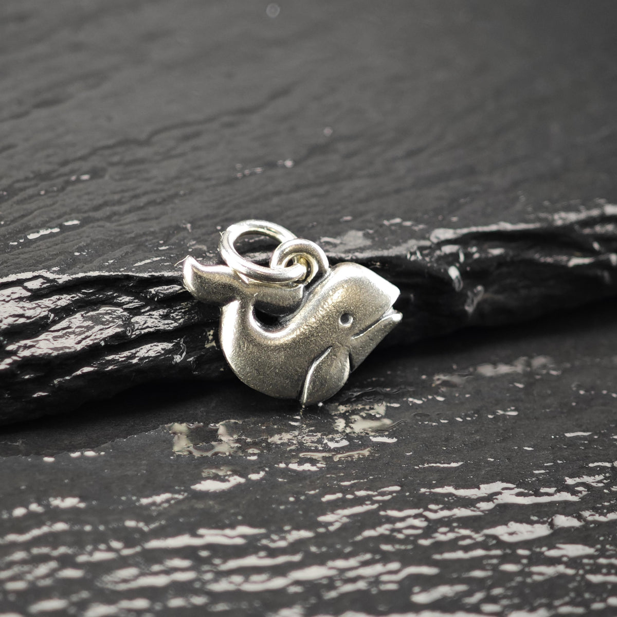 Vintage James Avery Sterling Silver Whale Charm P3178