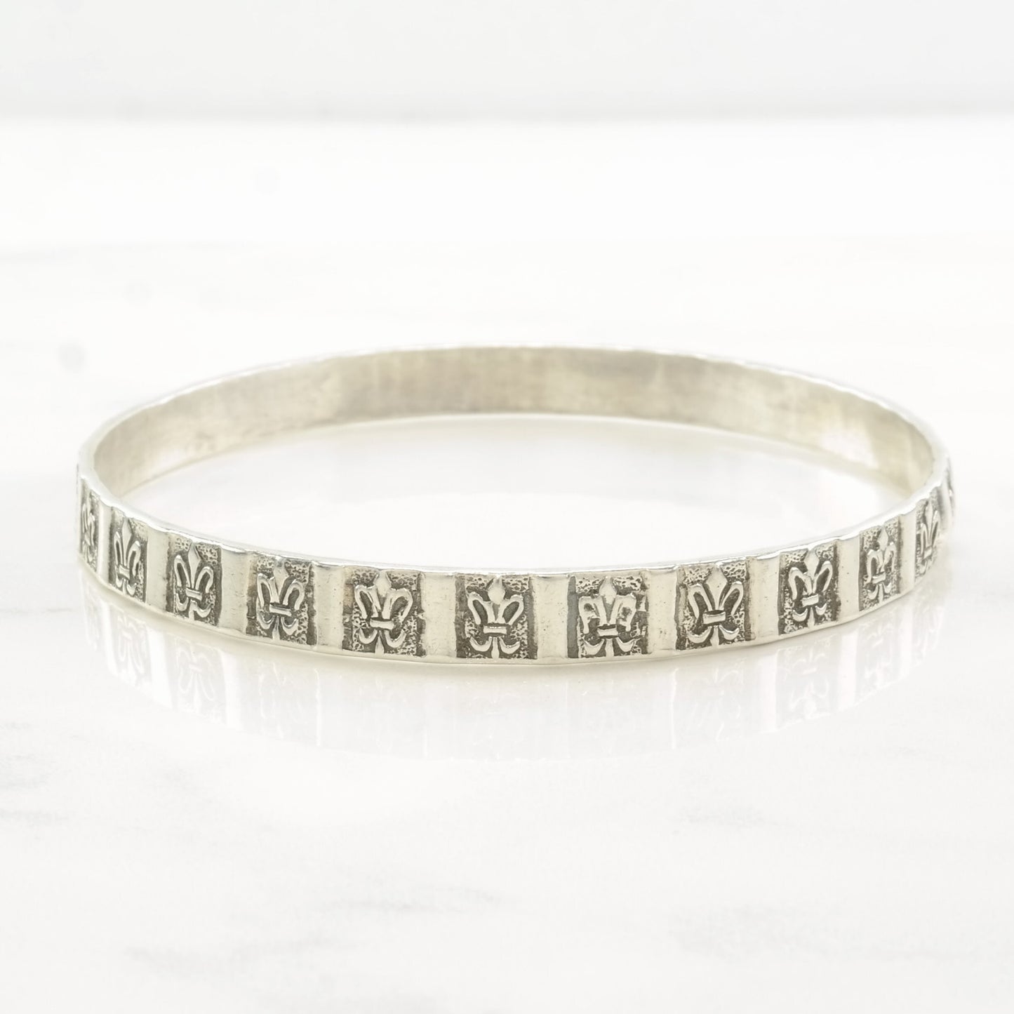 Danecraft Sterling Silver Bangle Bracelet Fleur De Lis