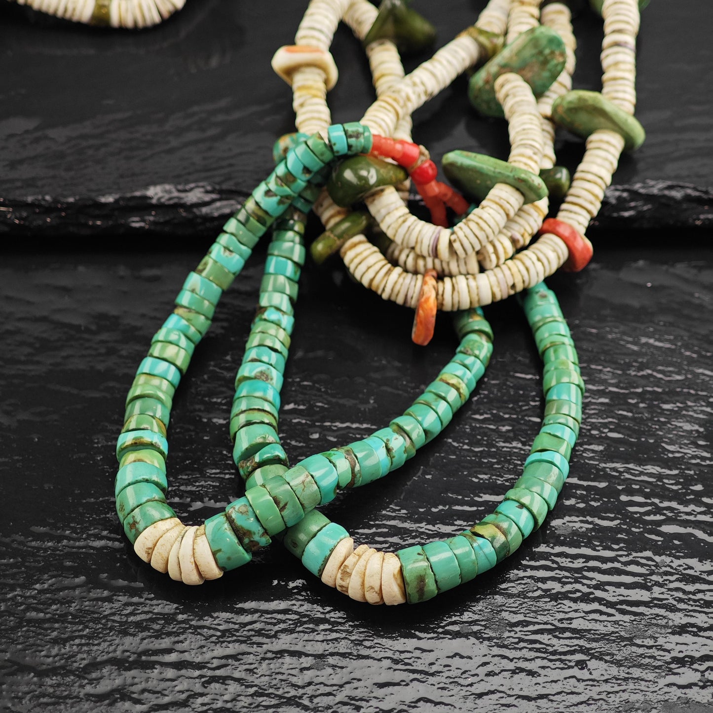 Historic Native American Multicolor Heishi Beaded Necklace N2726