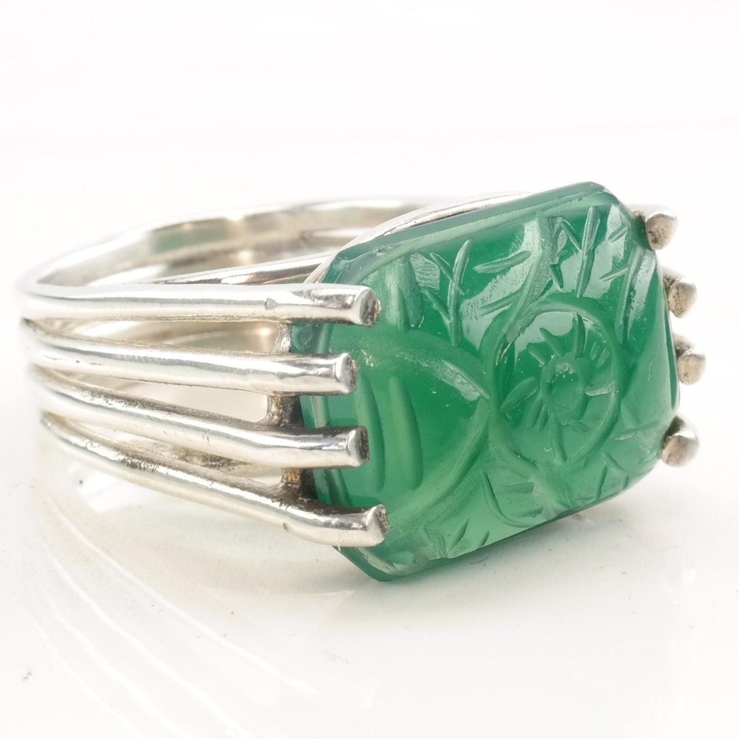 Silver Ring Chrysoprase Floral Carved Sz7 R4164