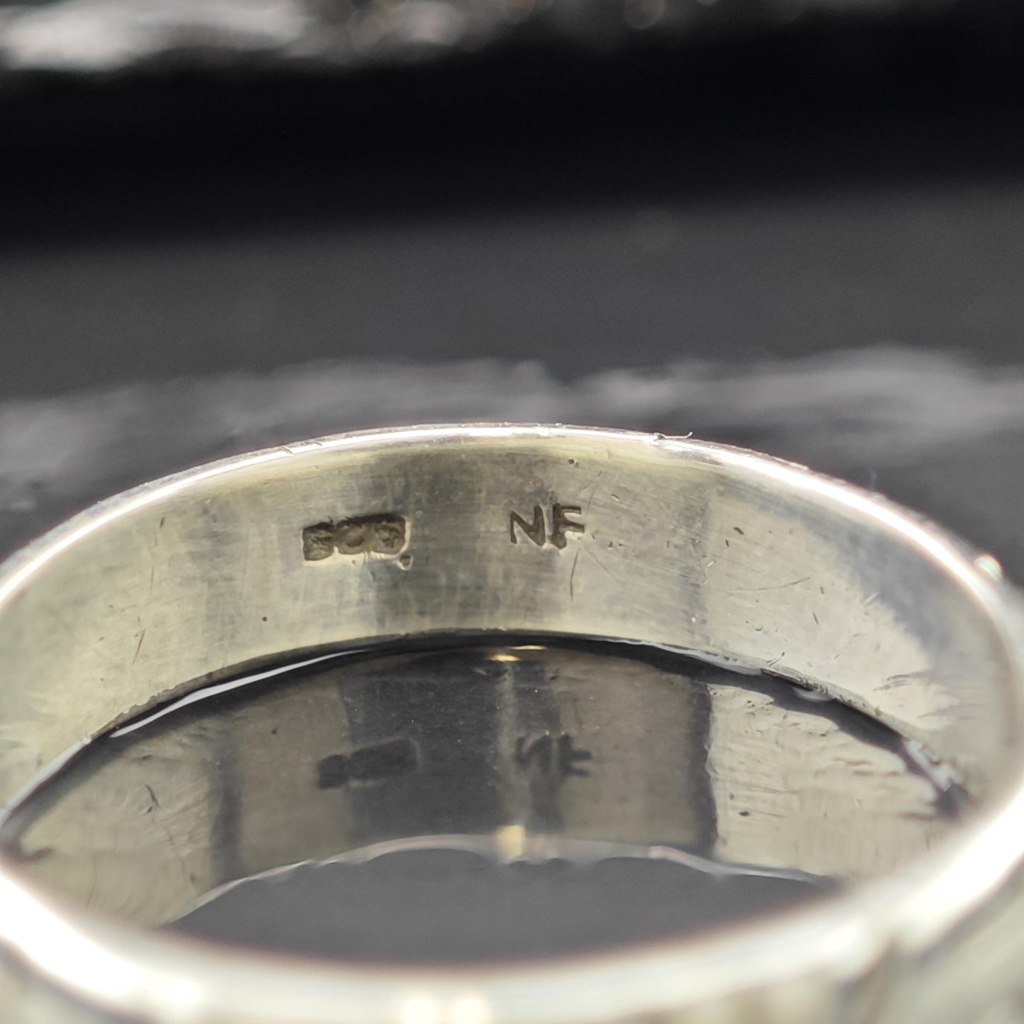 Sterling Silver Band Ring Simple 4.5mm Wide Size 8 1/2 R6233