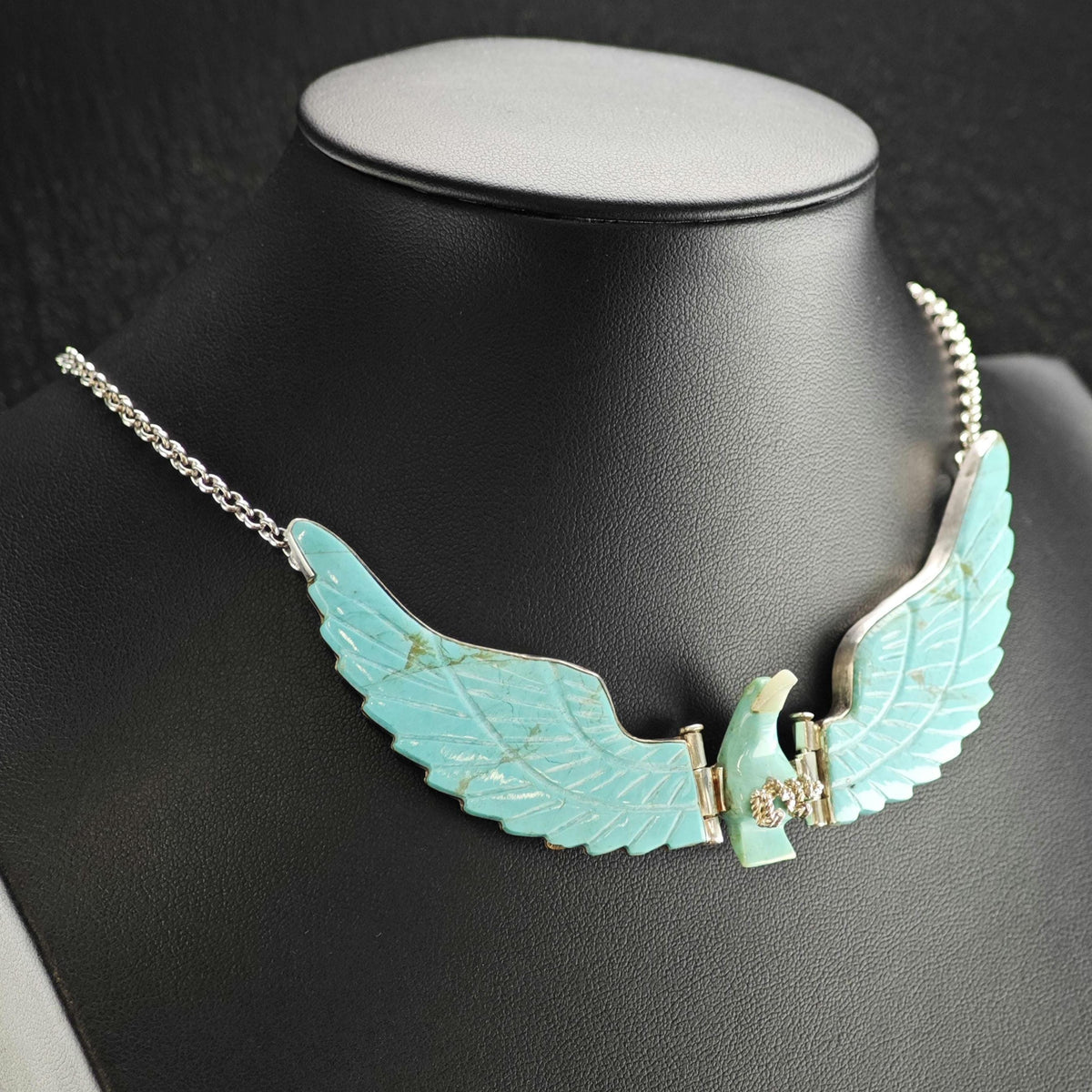 Vintage Navajo Carved Turquoise Eagle Pendant Necklace N2786