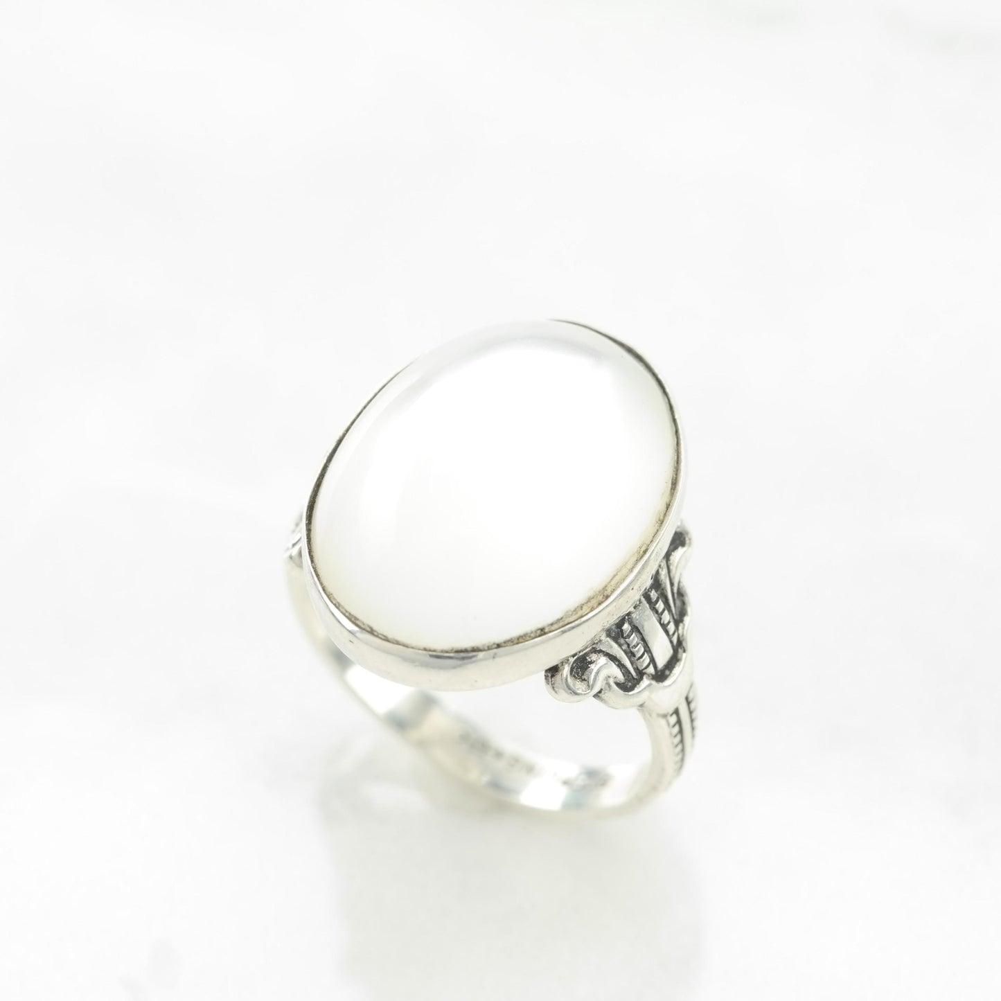 Uncas White Sterling Silver Ring Size 4 3/4