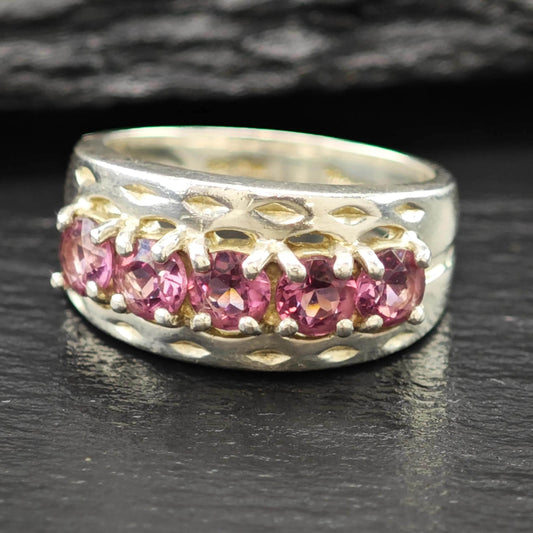 Sterling Silver Ring with Pink Garnet Size 5 3/4 R6109
