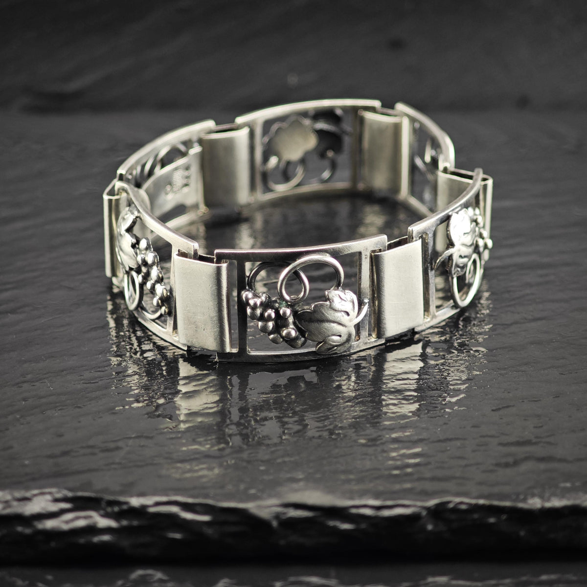 1970 Denmark Modernist Grape Vine Panel Link Bracelet Sterling Silver Sz 7" BR3172