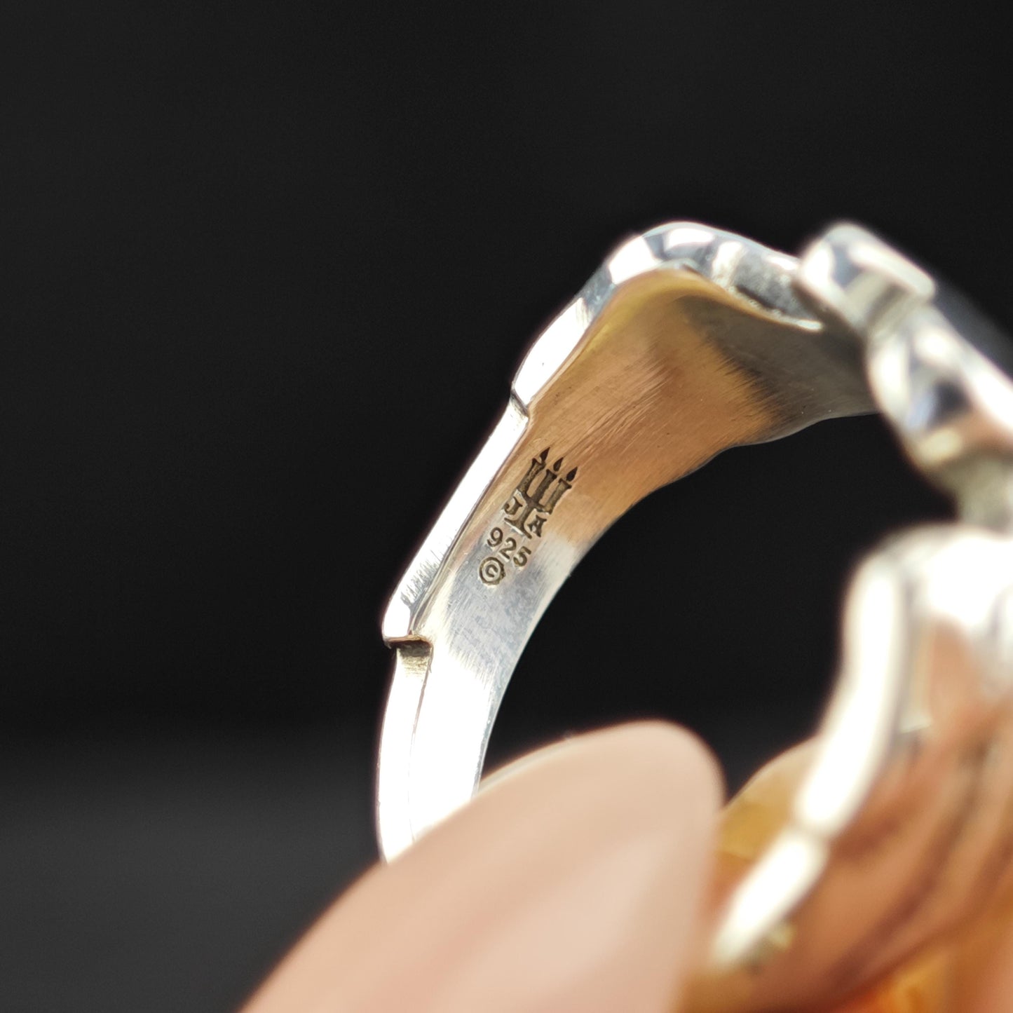 Retired James Avery Let Love Soar Ring