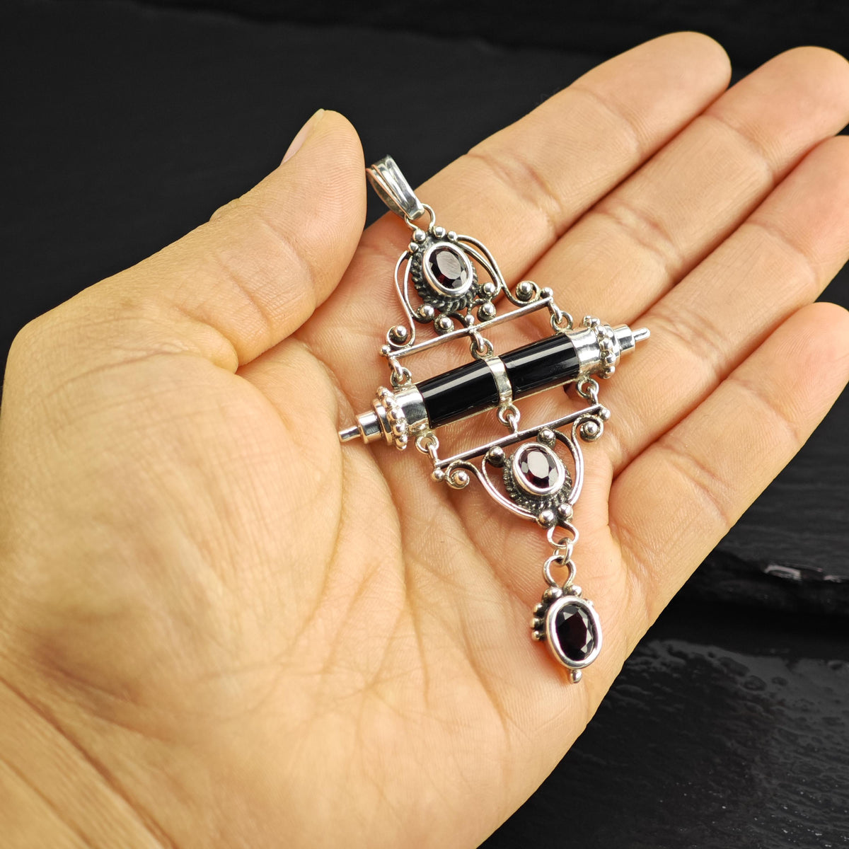 Garnet & Onyx Sterling Silver Pendant P3100