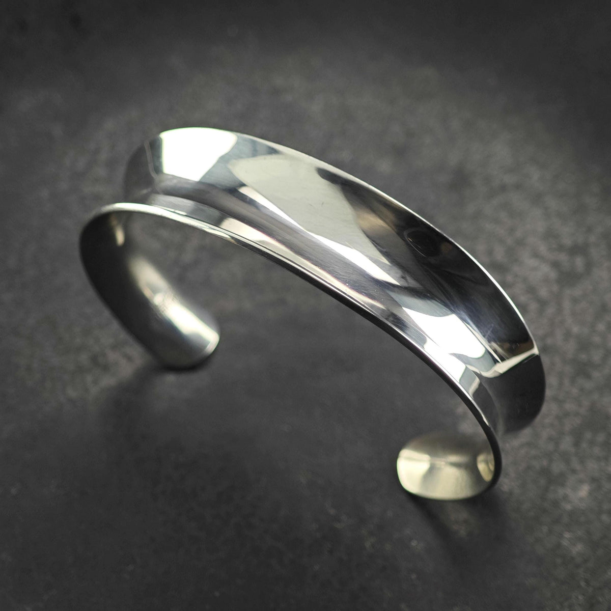 MCM Ed Levin Curved Sterling Silver Cuff Bracelet Sz 6 3/4" BR3178