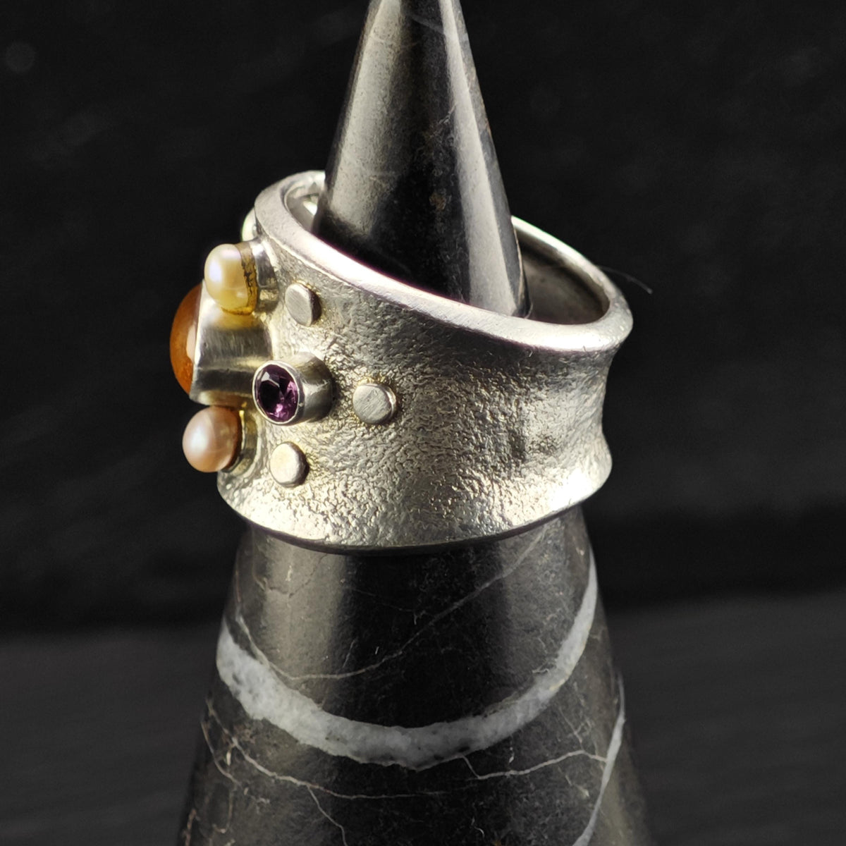 Multistone Abstract Band Sterling Silver Ring Sz 8 R6879