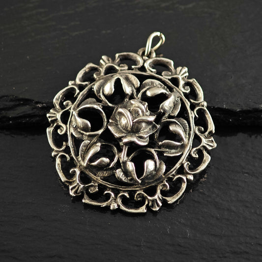 Art Nouveau Floral Sterling Silver Pendant P3153