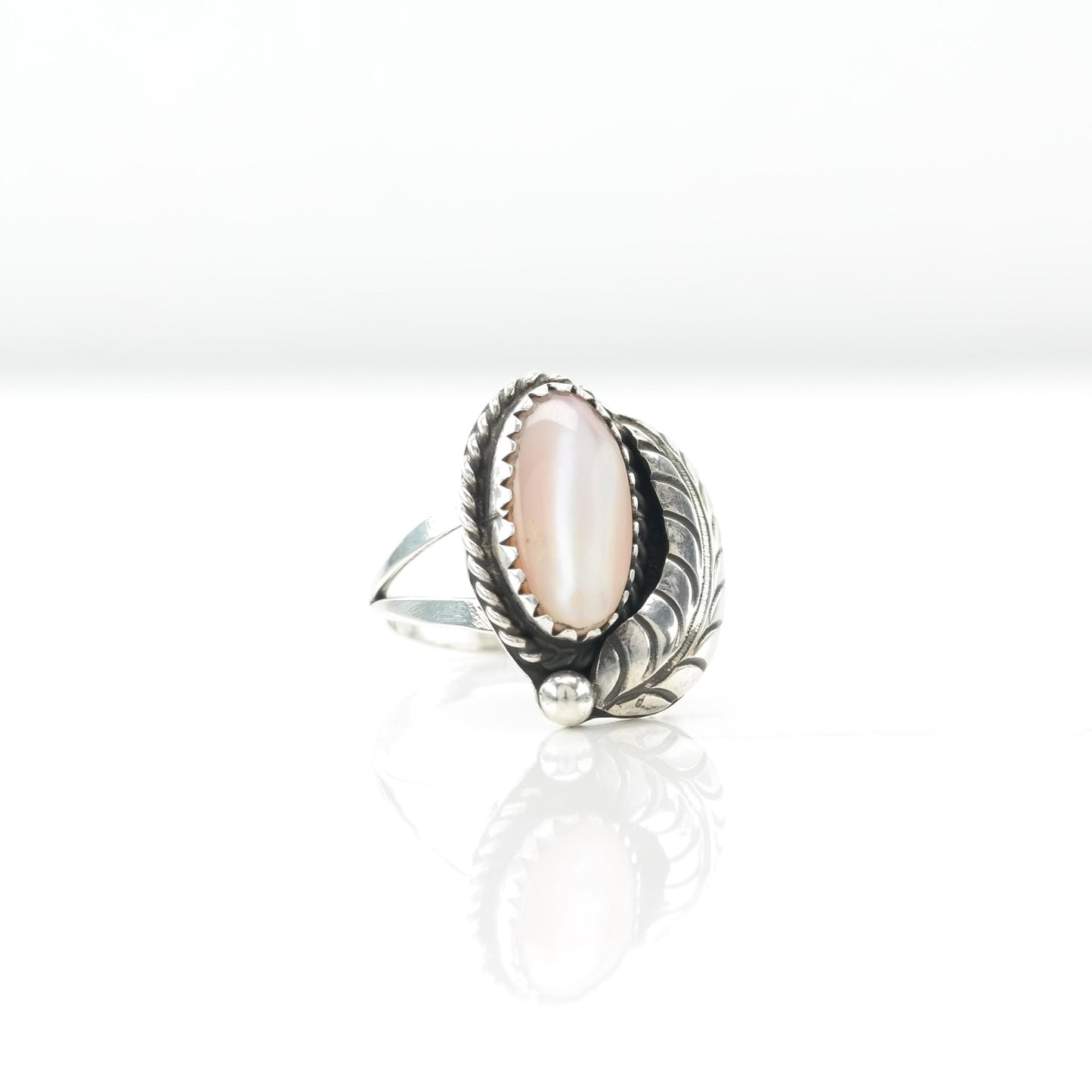 Native American Silver Ring MOP Feather Sterling Pink Size 5 3/4