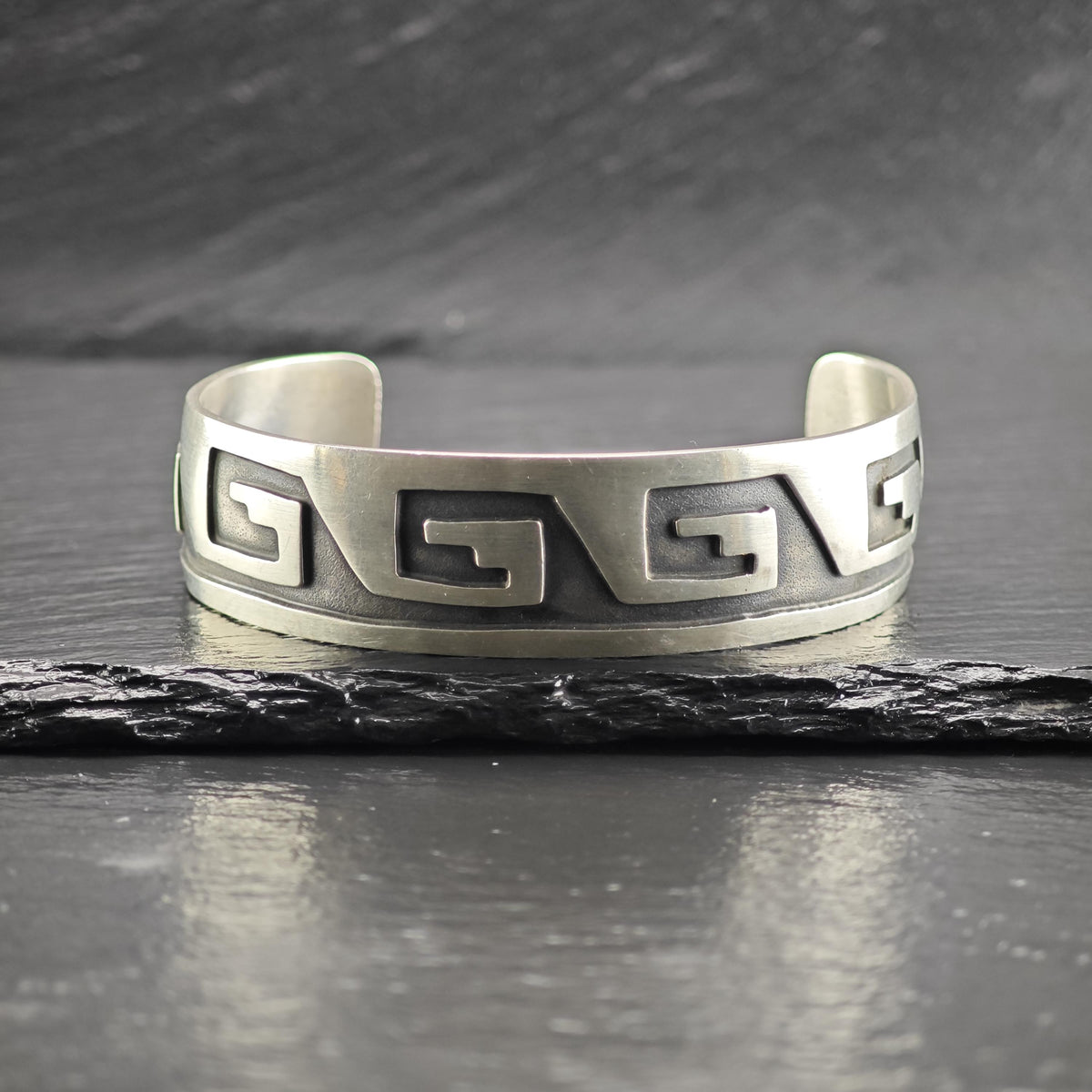 Native American Overlay Sterling Silver Cuff Bracelet Sz 7 1/2" BR3191