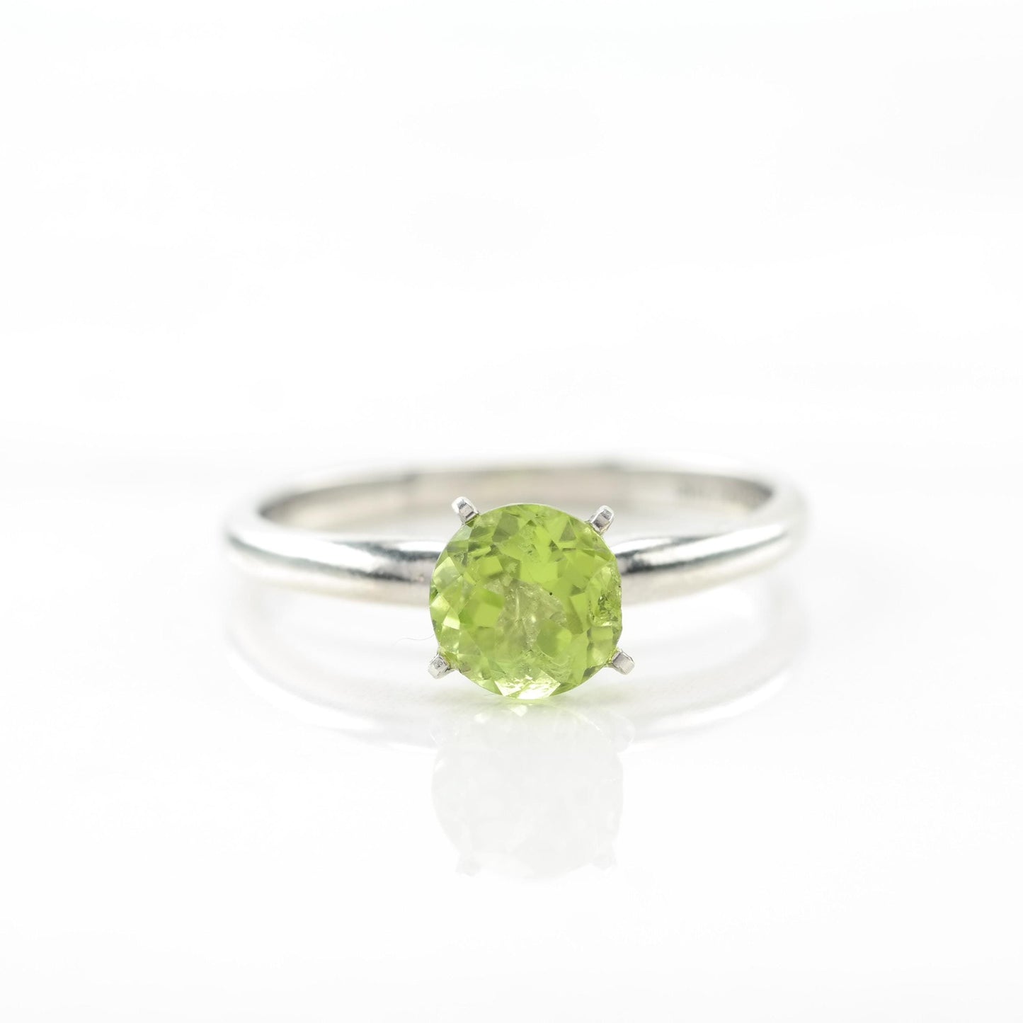 Vintage Peridot Sterling Silver Ring Size 6