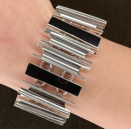 Modernist Sterling Silver Link Bracelet Onyx