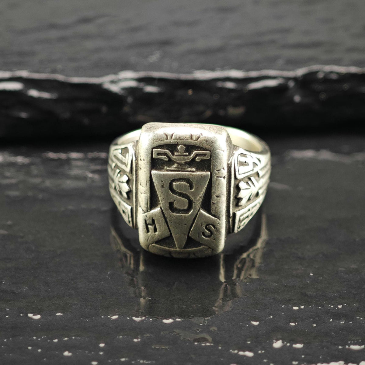 Vintage 1944 HSS Class Ring Sterling Silver Sz 4 1/2 R6823