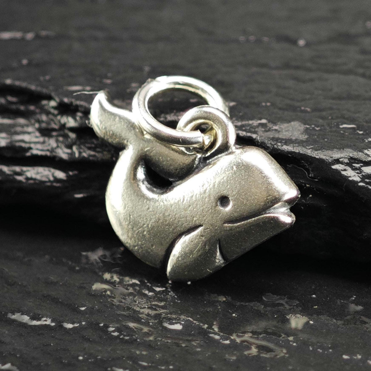 Vintage James Avery Sterling Silver Whale Charm P3178