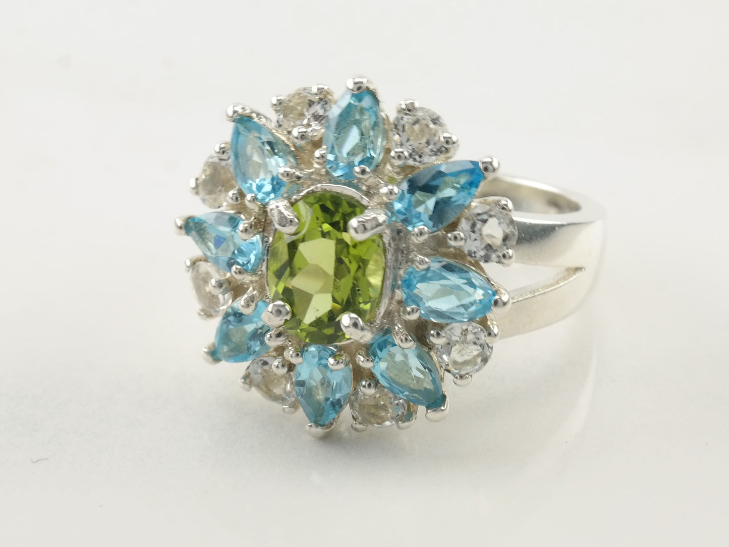 Vintage Sterling Silver Ring Topaz Peridot Flower Size 7 1/4