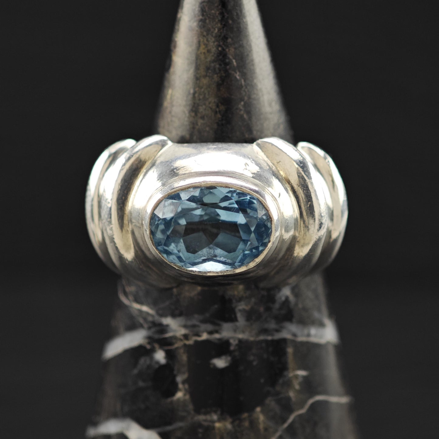 Blue Topaz Ring Sterling Silver Jewelry Size 6 R6099