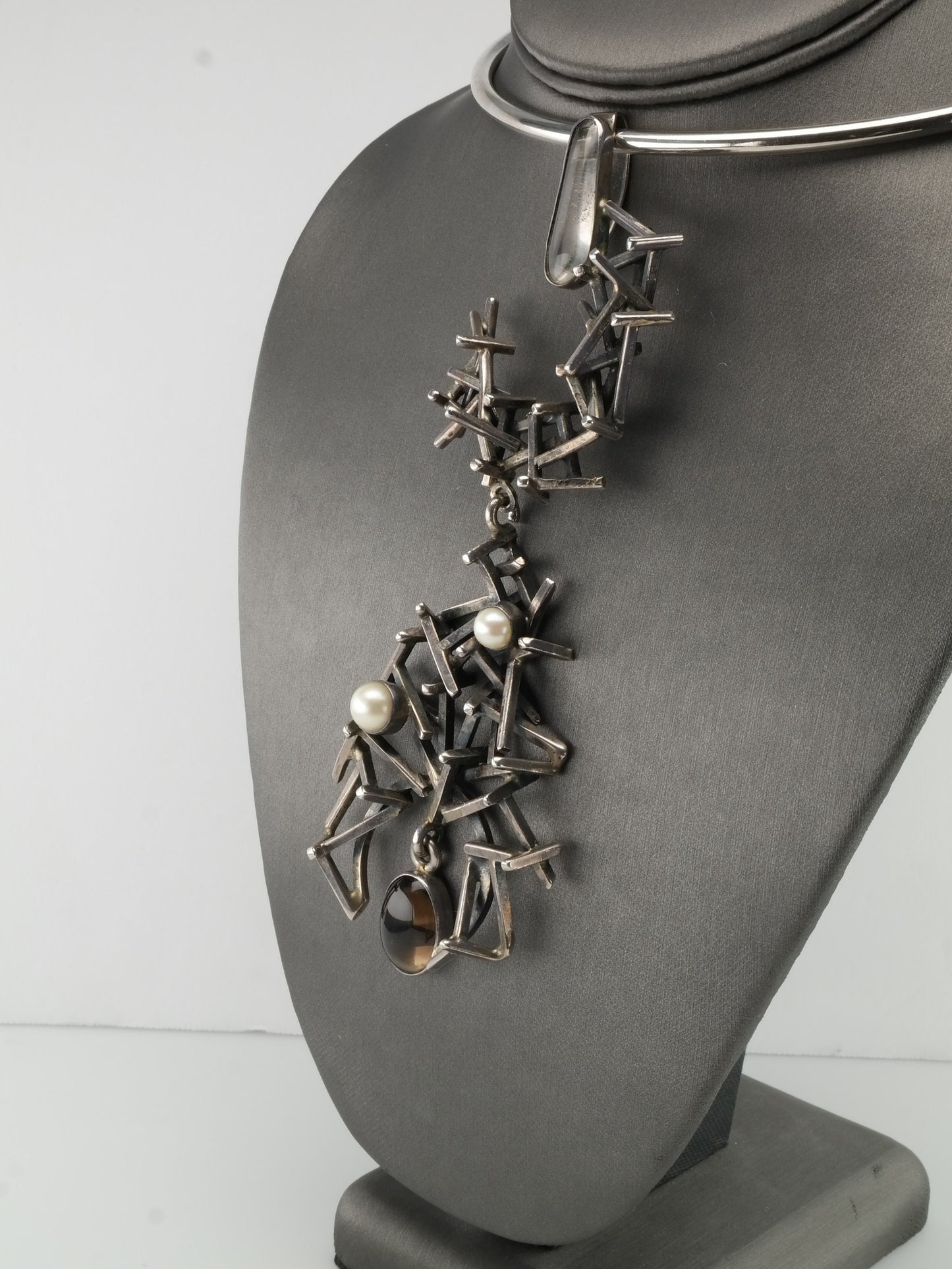 Rachel Gera Brutalist Sterling Silver Abstract Quartz Pearl Necklace