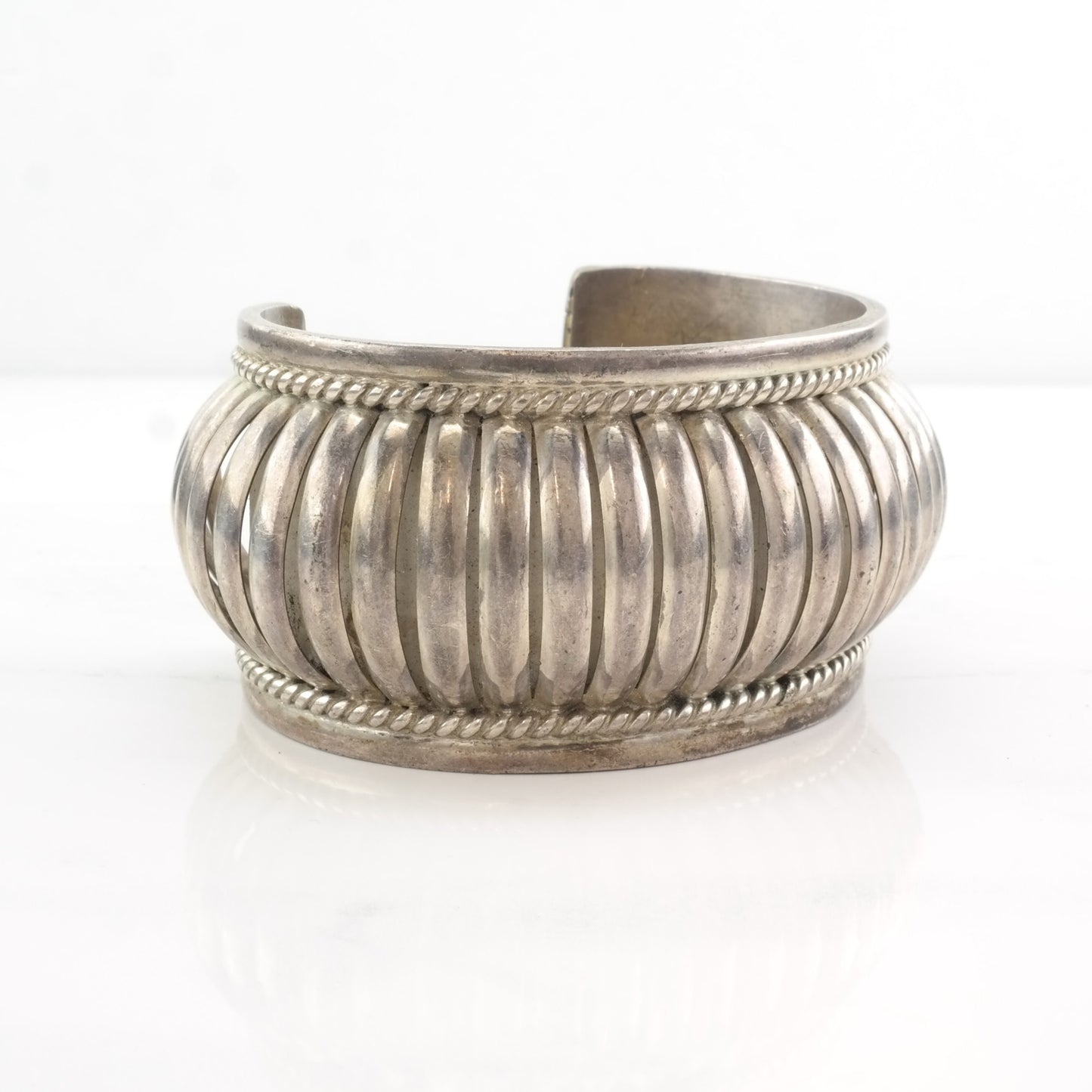 Vintage Native American Sterling Silver Cuff Bracelet Scalloped