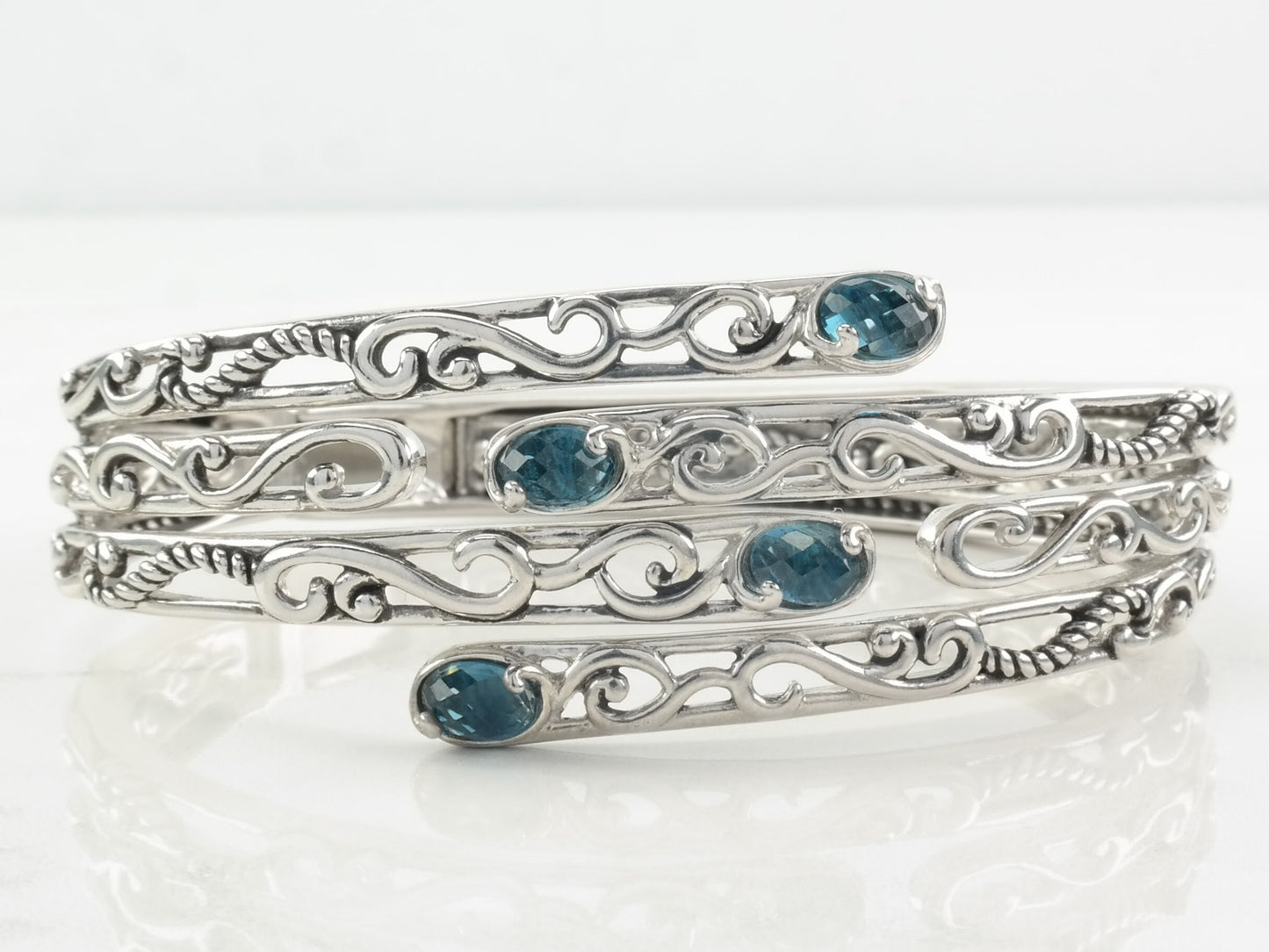 Carolyn Pollack Sterling Silver Bangle Bracelet Blue Topaz Swirl