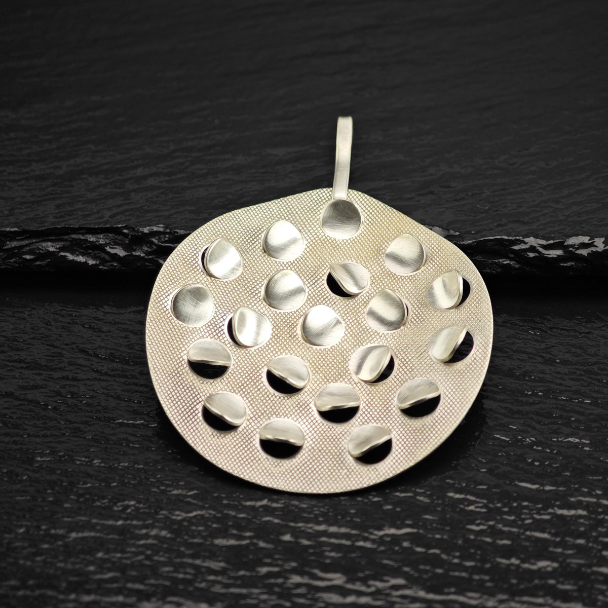 Modernist Circular Sterling Silver Pendant P3118