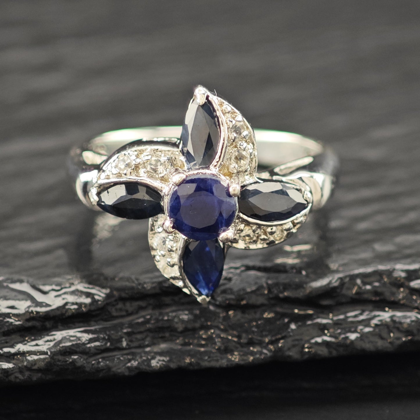 Genuine Sapphire Ring Sterling Silver Sz 7 1/2 R6195