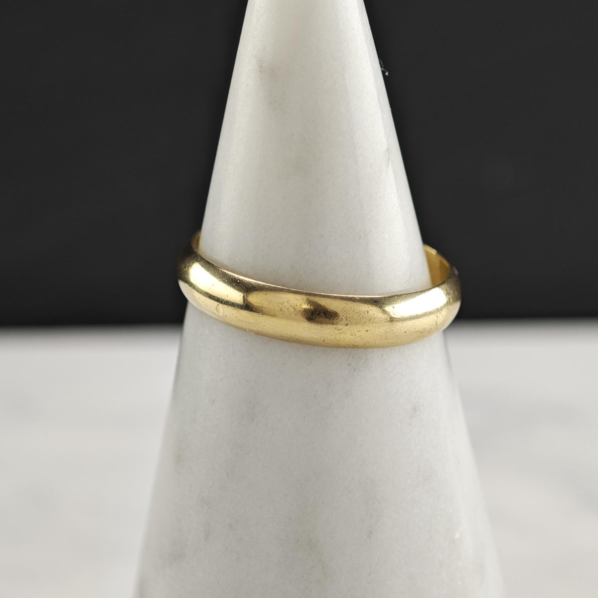 14K Gold Band 4mm Sz 9 3/4 R6792