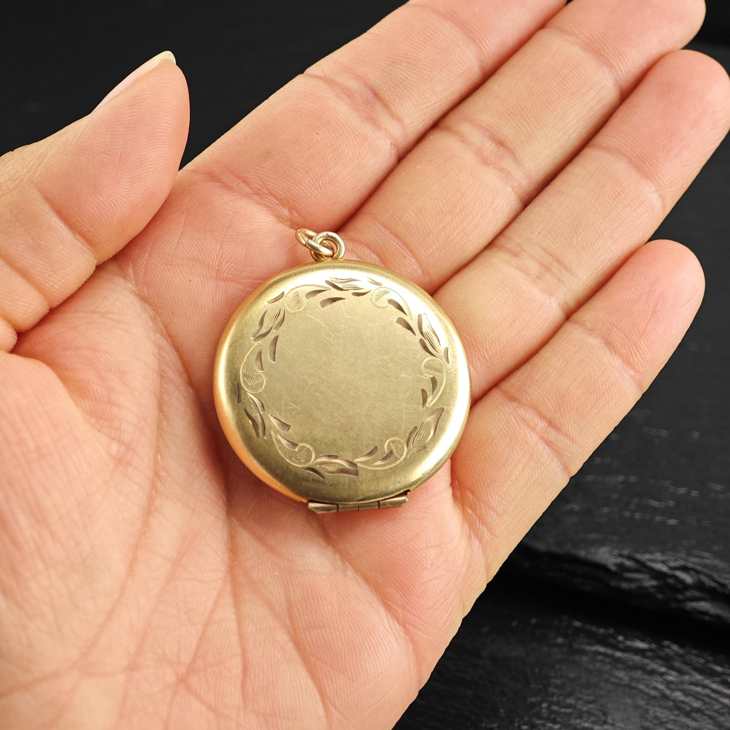 Mid Century Gold Filled Round Locket Pendant P3027