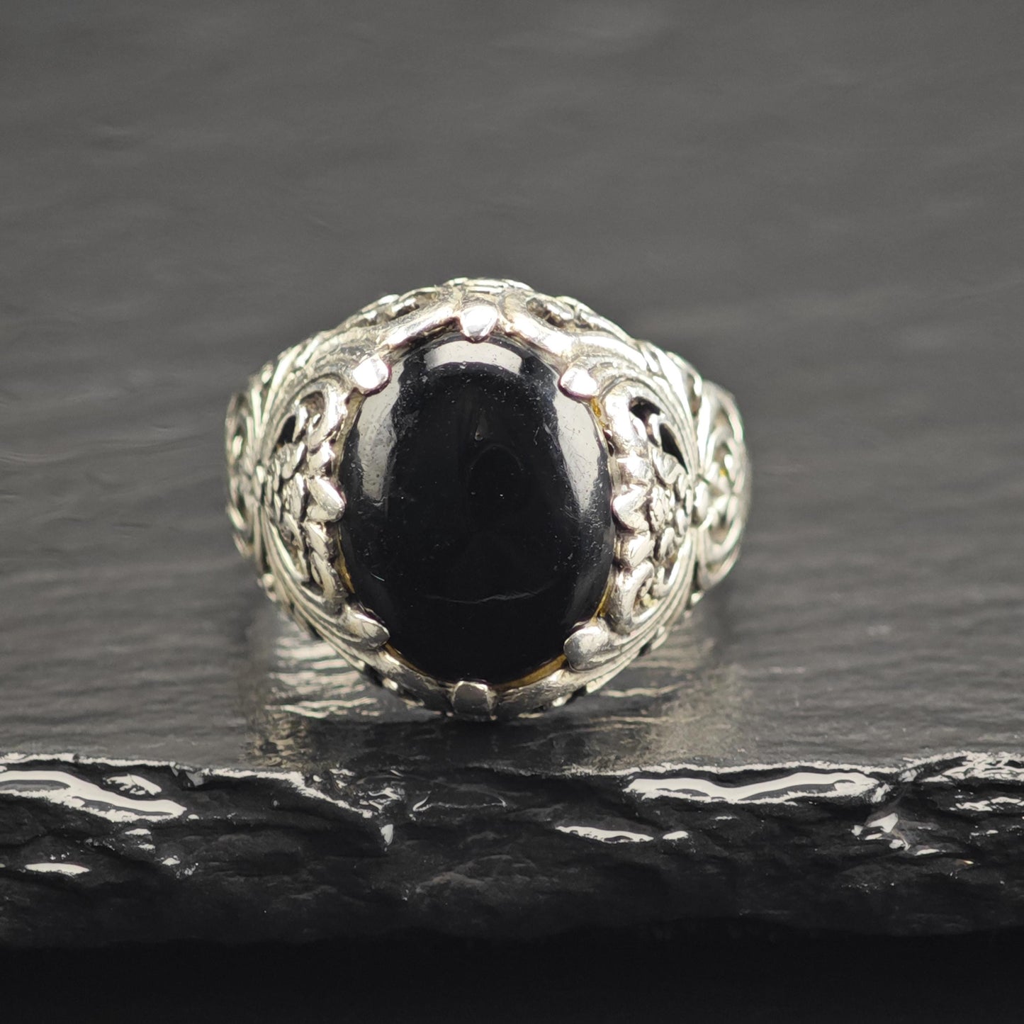 Oval Onyx Sterling Silver Ring Sz 9 R6747