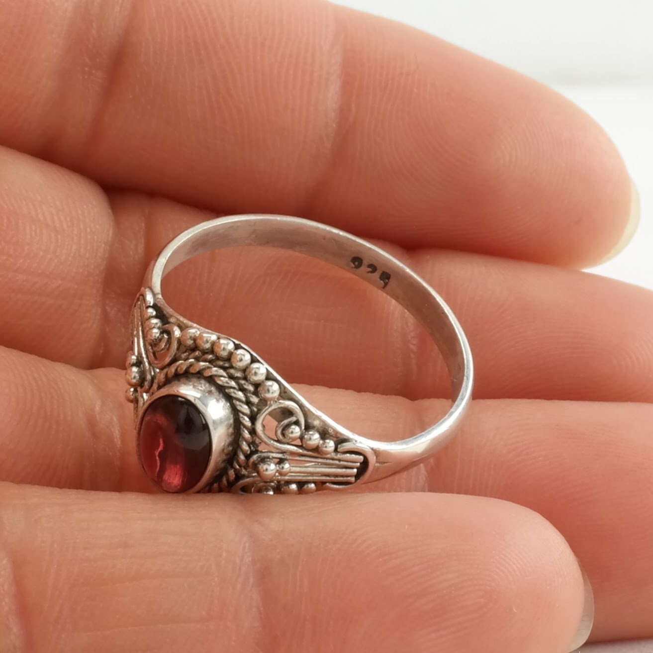 Sterling Silver Ring, Garnet Red Size 9 1/2