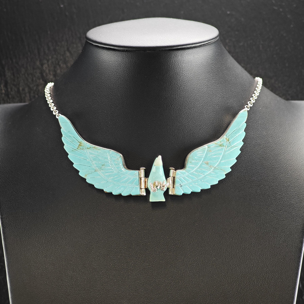 Vintage Navajo Carved Turquoise Eagle Pendant Necklace N2786