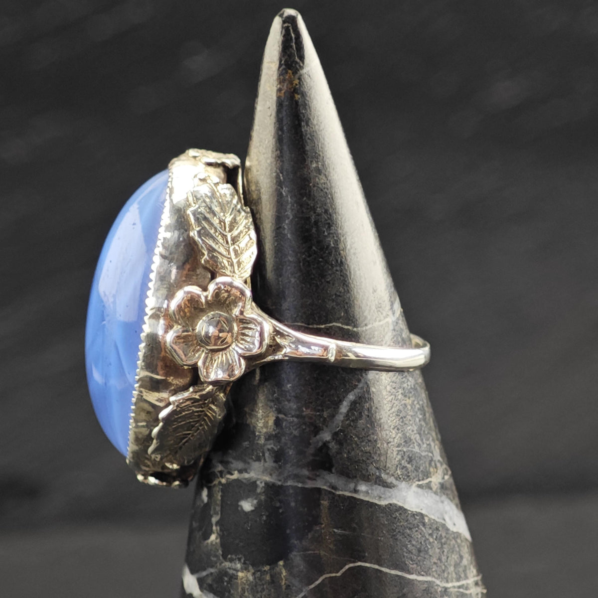 Art Nouveau Blue Stone Sterling Silver Ring Sz 5 1/2 R6738