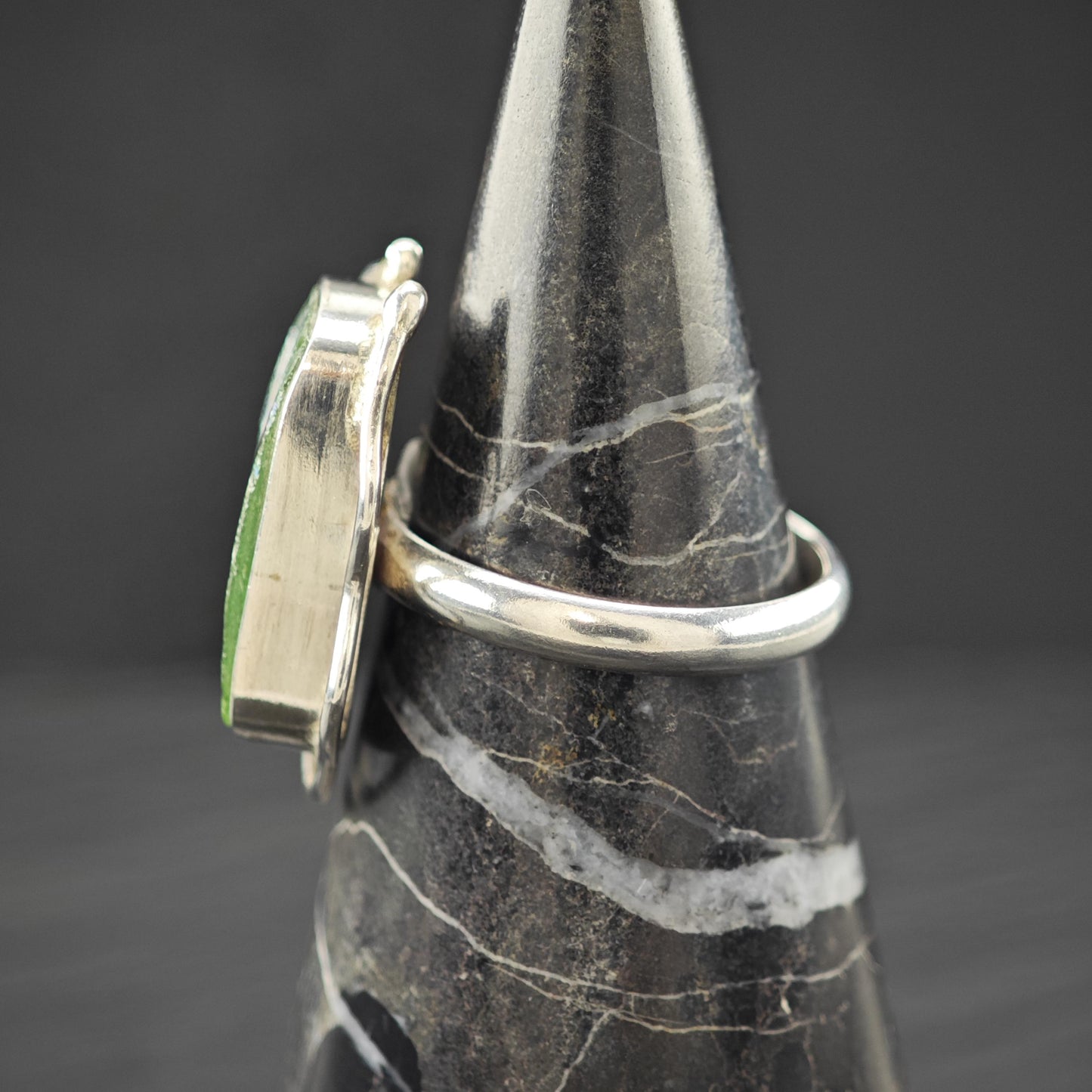 Sterling Silver Ring: Sea Glass Centerpiece - Vintage Style Size 8