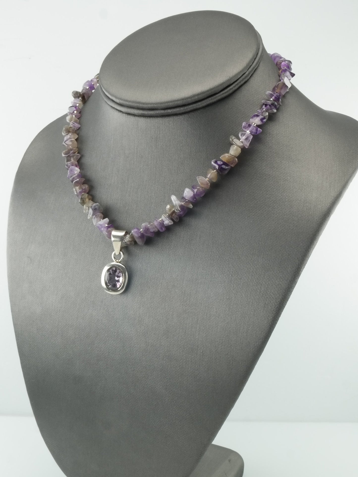 Vintage Sterling Silver Purple Amethyst Quartz Beads Necklace