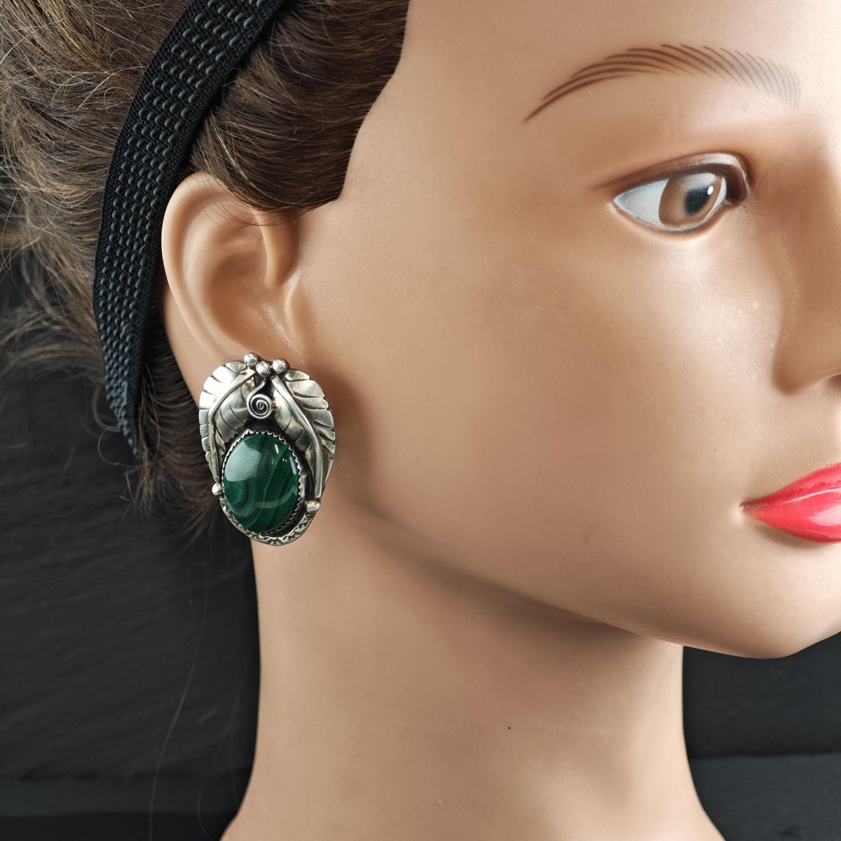 Vintage Native American Malachite Leaf ClipOn Sterling Silver Earrings ER3242