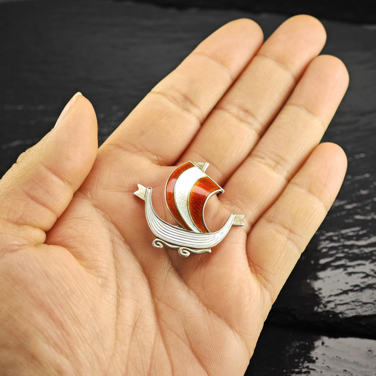 Norwegian Enamel Sailboat Sterling Silver Brooch/Pendant B2280