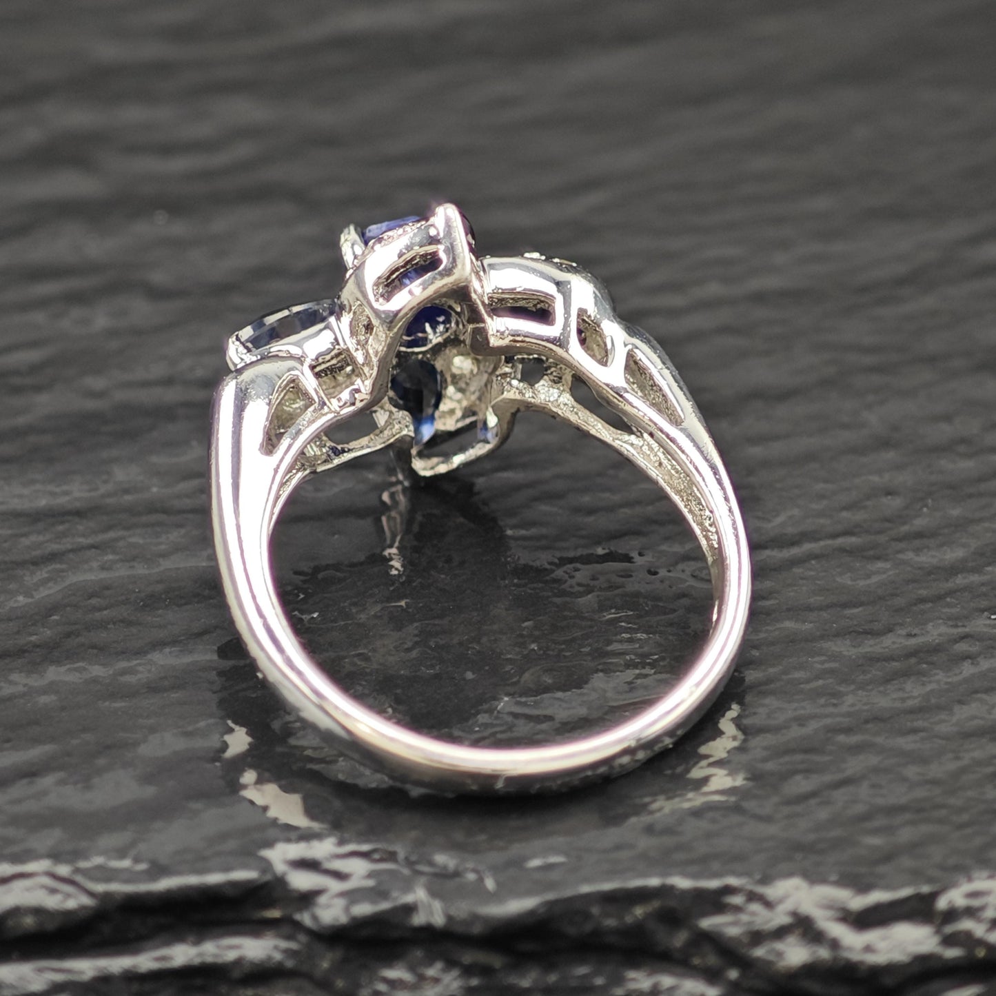 Genuine Sapphire Ring Sterling Silver Sz 7 1/2 R6195