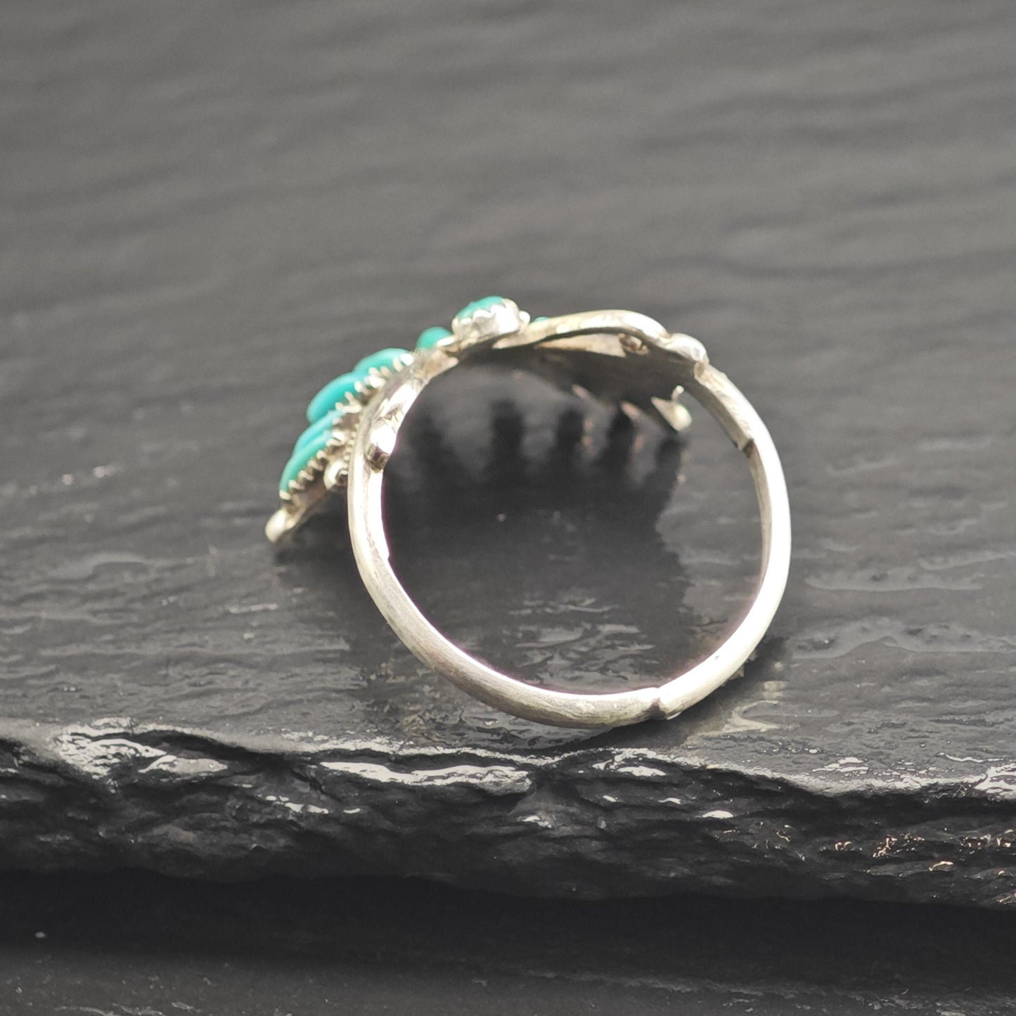 Vintage Zuni, Needle Point Turquoise Headdress Sterling Silver Ring Sz 8 R6660