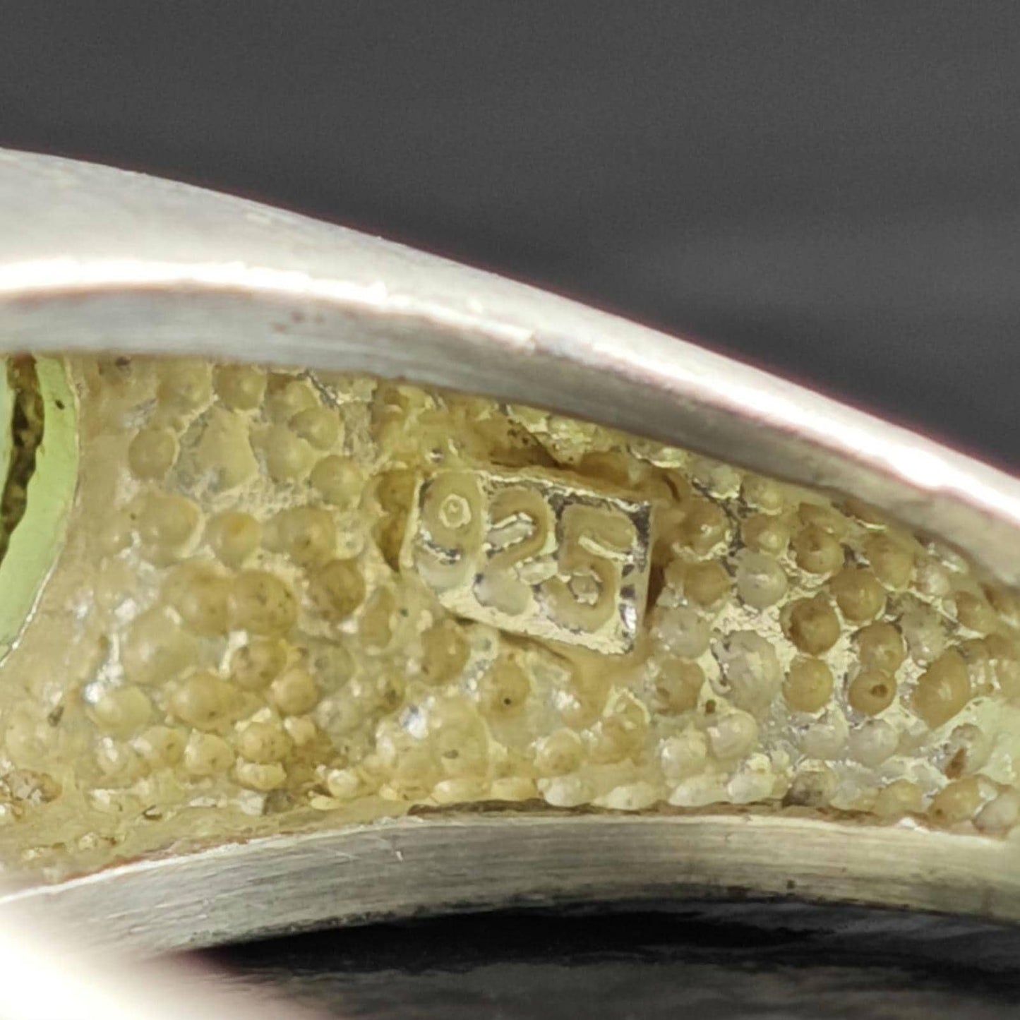 Carved Jade Sterling Silver Band Sz 6 1/4 R6710