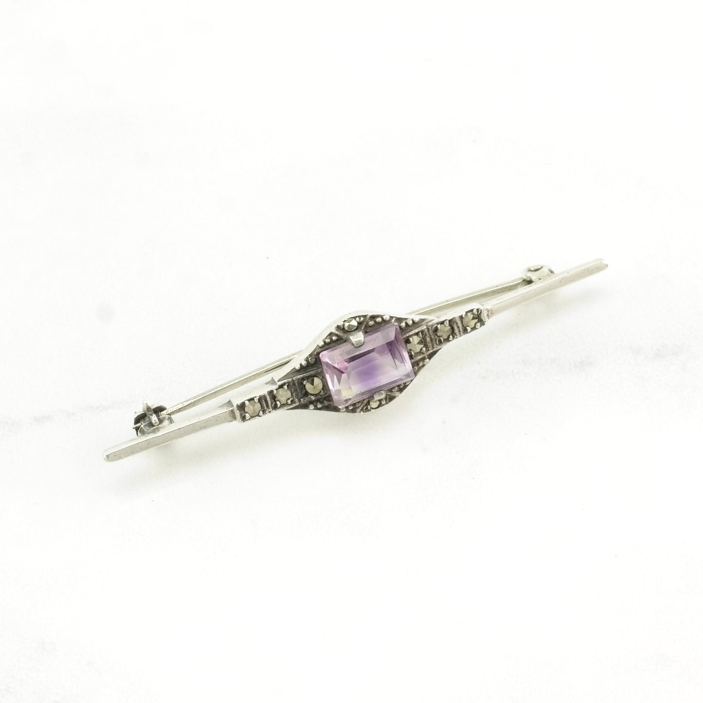 Vintage Art Deco Style Sterling Silver Brooch Purple Amethyst