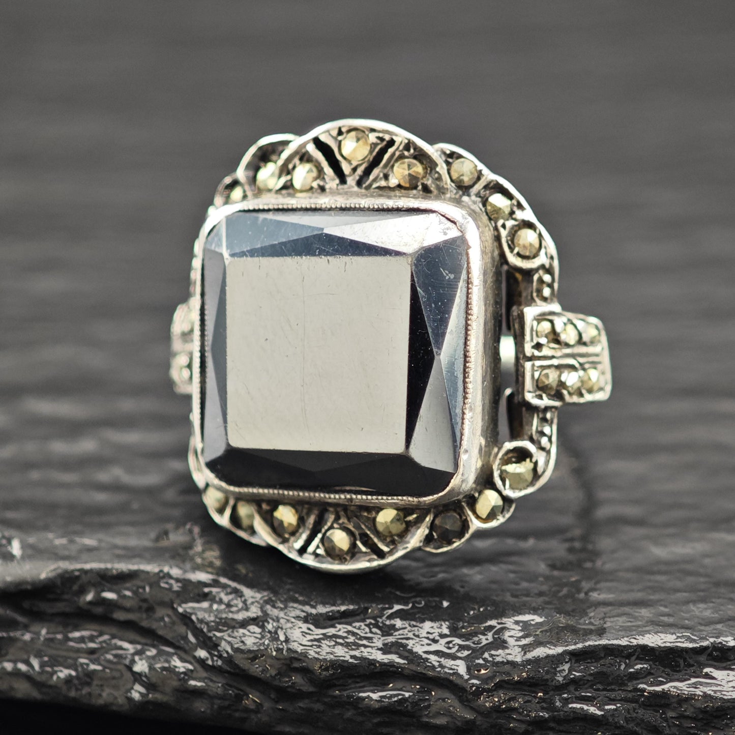 Art Deco Hematite Marcasite Ring Sterling Silver Sz 5 1/4 R6151
