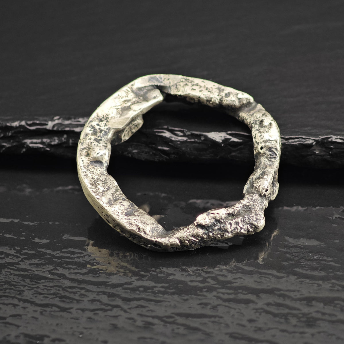 Brutalist Circle Sterling Silver Pendant P3090