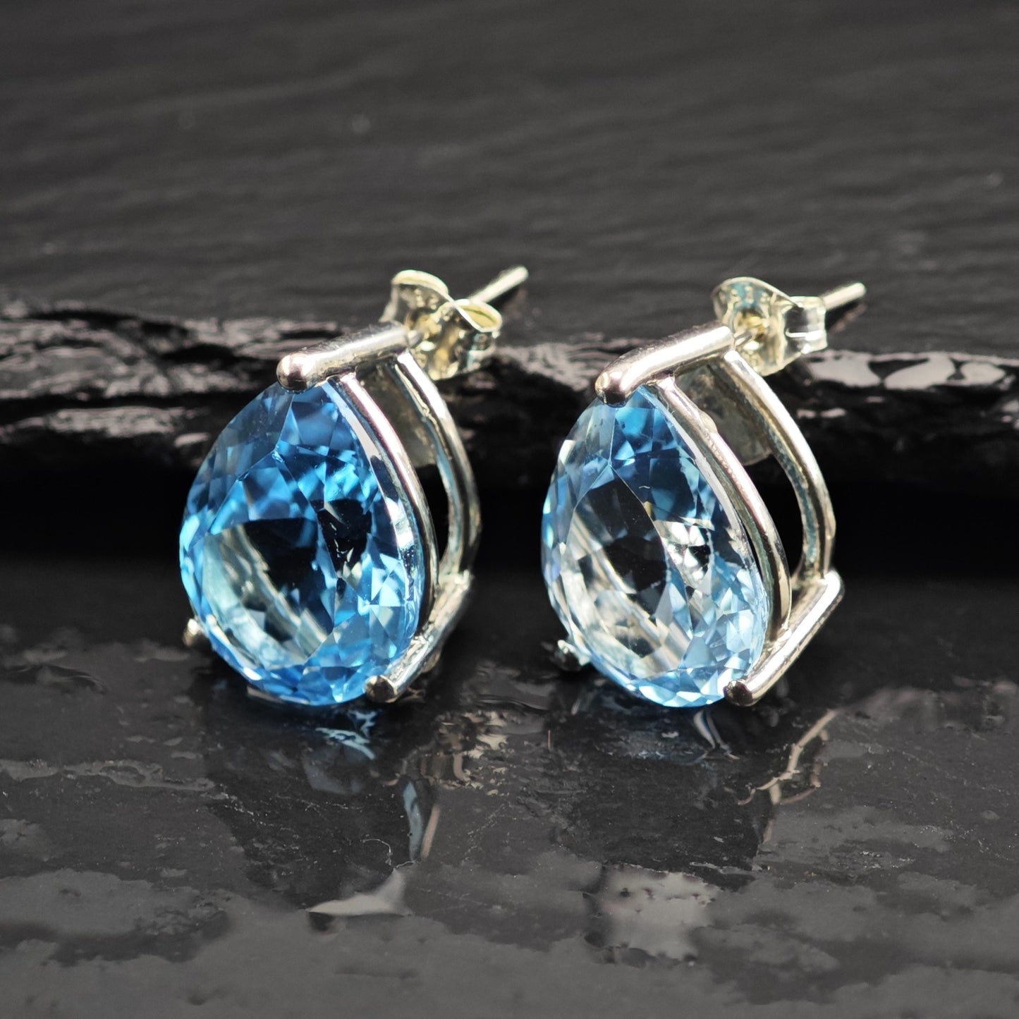 20cttw Topaz Teardrop Stud Sterling Silver Earrings ER3122