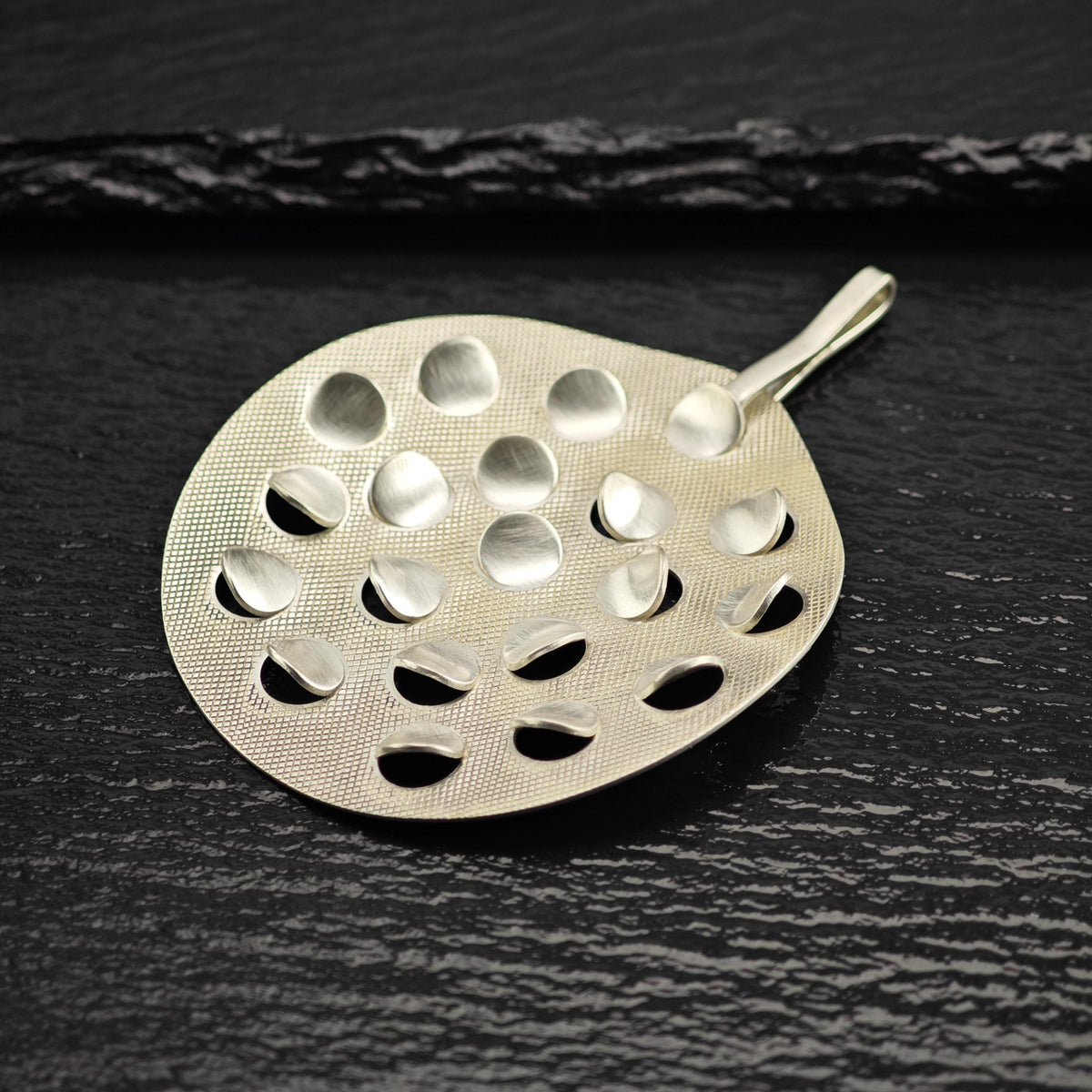 Modernist Circular Sterling Silver Pendant P3118