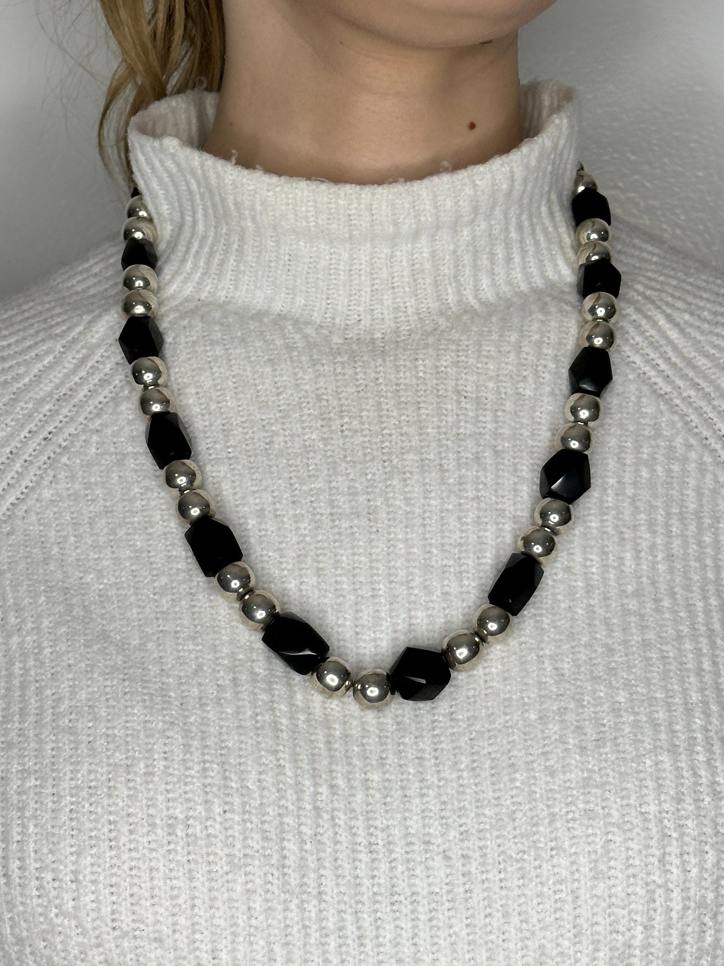 Sterling Silver Jose Marmolejo Elongated Cable Onyx Bead Necklace 25"