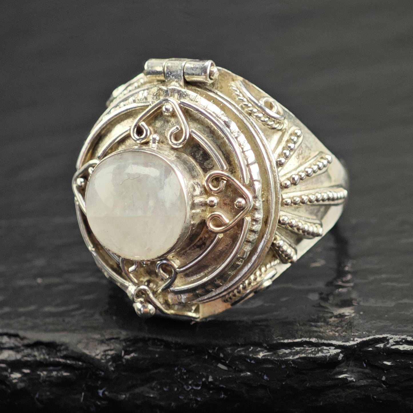 Moonstone Posion Locket Sterling Silver Ring Sz 7 1/2 R6740