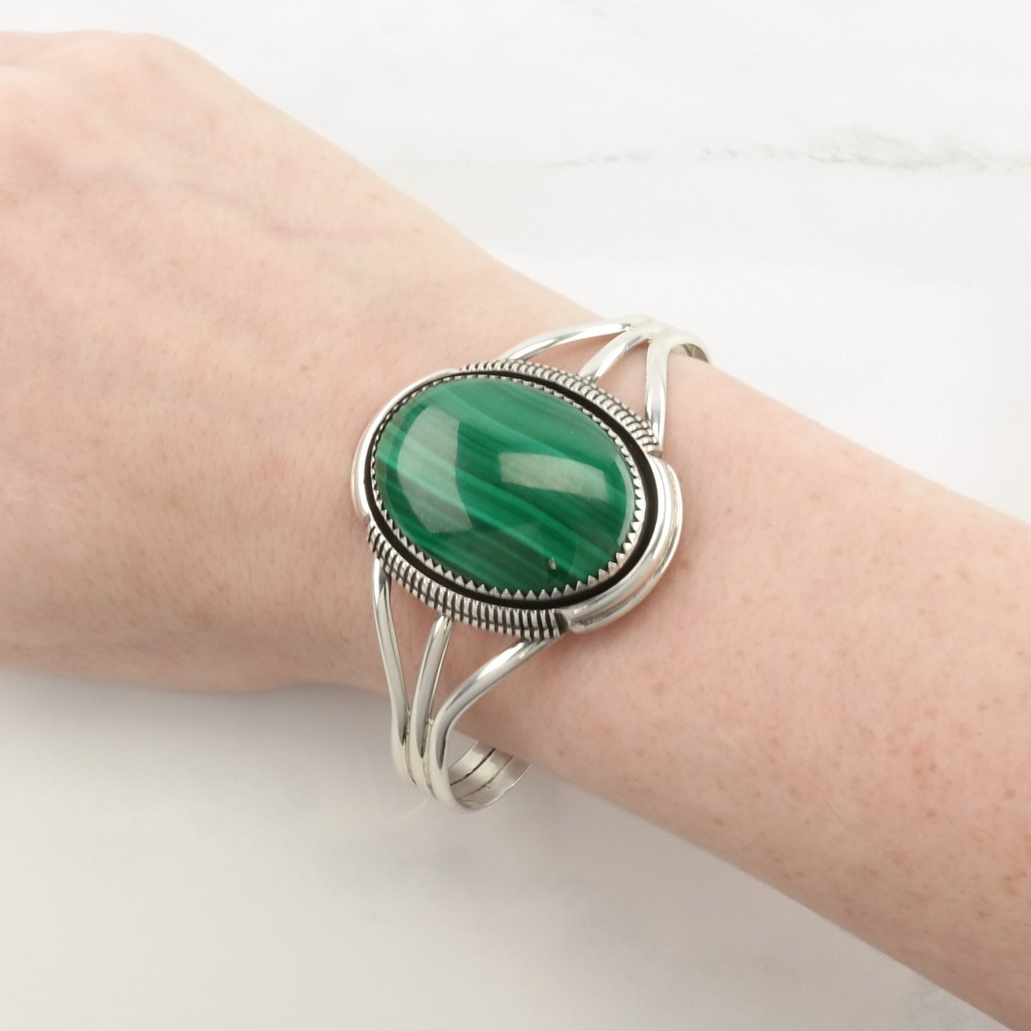 Native American Sterling Silver Cuff Bracelet Green Malachite