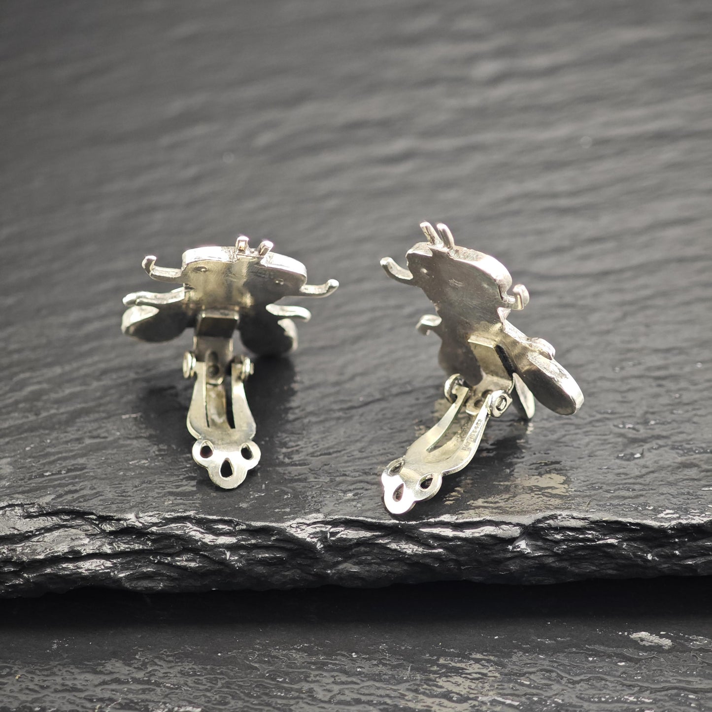 Vintage SW Inlay Bee Clip On Sterling Silver Earrings ER3106
